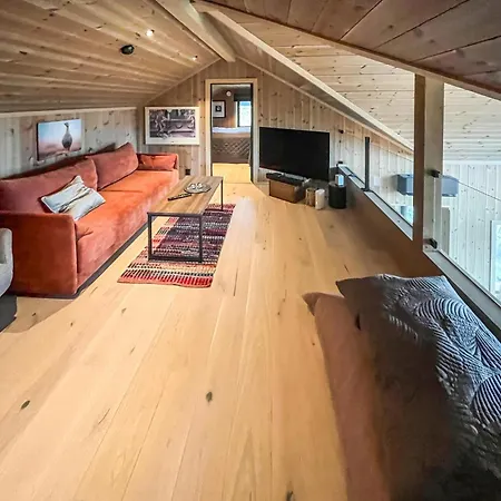 Amazing In With Sauna Ron